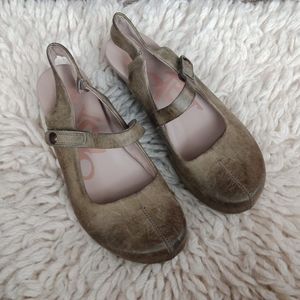OTBT comfortable shoes